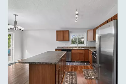 8149 Brandywine Parkway, Brooklyn Park, MN 55444 - Photo 7