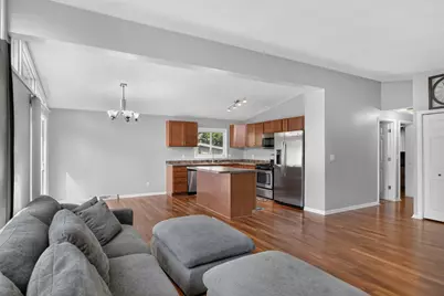 8149 Brandywine Parkway, Brooklyn Park, MN 55444 - Photo 5