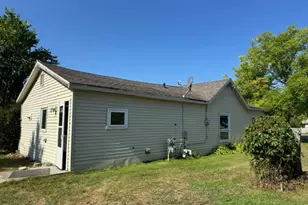 202 NW Brown St, Verndale, MN 56481 - Photo 3