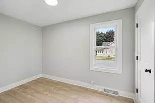 332 1st Ave NE, Osseo, MN 55369 - Photo 17