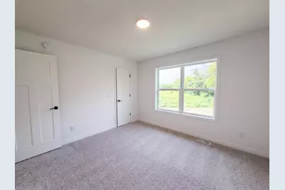 843 Londonderry Lane NW, Rochester, MN 55901 - Photo 9