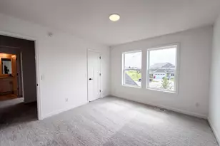 843 Londonderry Ln NW, Rochester, MN 55901 - Photo 11