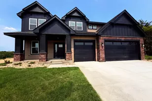 843 Londonderry Ln NW, Rochester, MN 55901 - Photo 1