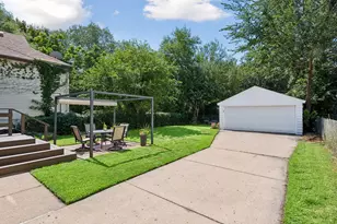 2222 University Ave NE, Minneapolis, MN 55418 - Photo 27