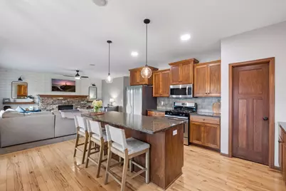 9161 River Rock Drive N, Chanhassen, MN 55317 - Photo 17