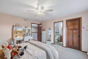 9161 River Rock Dr N, Chanhassen, MN 55317 - Photo 43