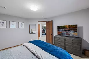 9161 River Rock Dr N, Chanhassen, MN 55317 - Photo 53