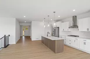 1256 Hadley Hills Dr NE, Rochester, MN 55906 - Photo 5