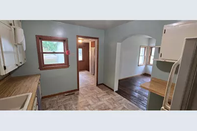 119 Red Lake Avenue SW, Bagley, MN 56621 - Photo 5