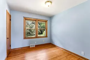 785 Grandview Ave W, Roseville, MN 55113 - Photo 17