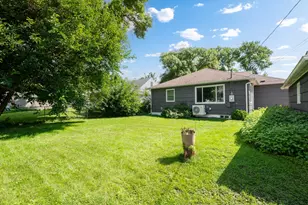 1409 14th Ave NW, Rochester, MN 55901 - Photo 3