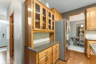 546 White Pine Way, Eagan, MN 55123 - Photo 9