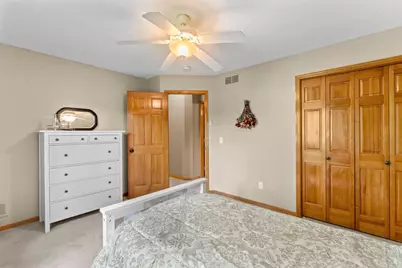 546 White Pine Way, Eagan, MN 55123 - Photo 31