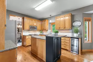 546 White Pine Way, Eagan, MN 55123 - Photo 7