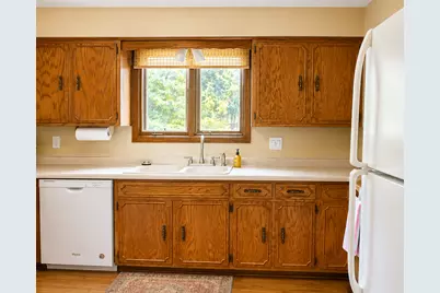 7709 Ewing Avenue N, Brooklyn Park, MN 55443 - Photo 5