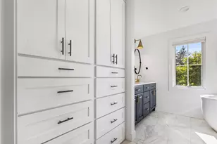 9017 Larkspur Ln, Eden Prairie, MN 55347 - Photo 19