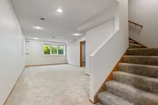 9017 Larkspur Ln, Eden Prairie, MN 55347 - Photo 25