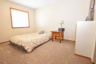 3842 10th St N, Fargo, ND 58102 - Photo 23