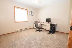 3842 10th St N, Fargo, ND 58102 - Photo 21