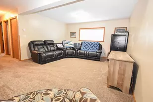 3842 10th St N, Fargo, ND 58102 - Photo 27