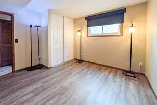 7023 146th St Ct, Apple Valley, MN 55124 - Photo 11