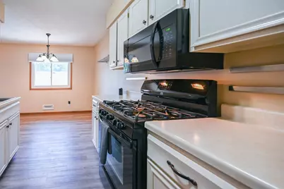 7023 146th Street Court, Apple Valley, MN 55124 - Photo 3