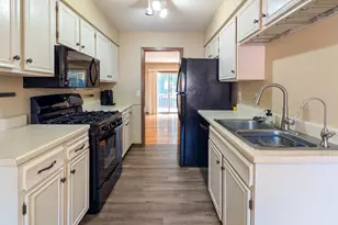 7023 146th St Ct, Apple Valley, MN 55124 - Photo 3