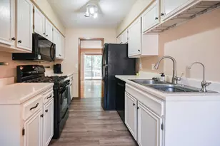7023 146th St Ct, Apple Valley, MN 55124 - Photo 1
