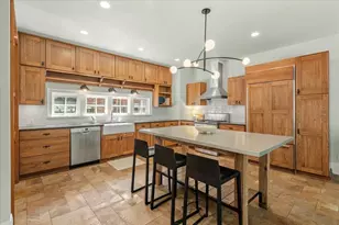 449 Portland Ave, Saint Paul, MN 55102 - Photo 17