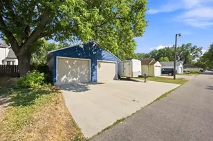 1118 1st St N, Fargo, ND 58102 - Photo 29
