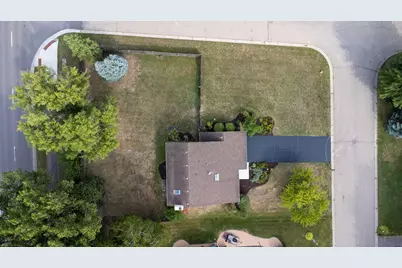 11510 57th Avenue N, Plymouth, MN 55442 - Photo 35