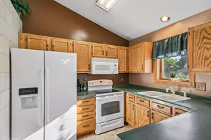 7459 Jeffery Ln S, Cottage Grove, MN 55016 - Photo 15