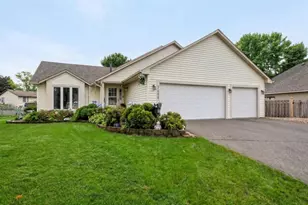 7459 Jeffery Ln S, Cottage Grove, MN 55016 - Photo 3