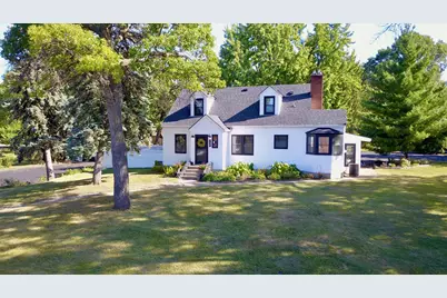 739 10th Street NW, New Brighton, MN 55112 - Photo 1