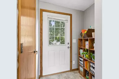 670 Goodwin Avenue N, Oakdale, MN 55128 - Photo 13