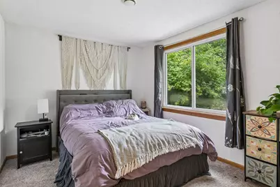 670 Goodwin Avenue N, Oakdale, MN 55128 - Photo 11