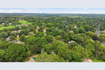 10048 Upton Road, Bloomington, MN 55431 - Photo 43