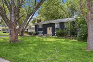 10048 Upton Rd, Bloomington, MN 55431 - Photo 31
