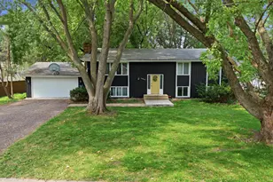 10048 Upton Rd, Bloomington, MN 55431 - Photo 39