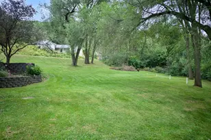 W157 Thomas Rd, Fountain City, WI 54629 - Photo 41