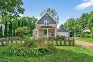 117 Lockey Ave, Center City, MN 55012 - Photo 1