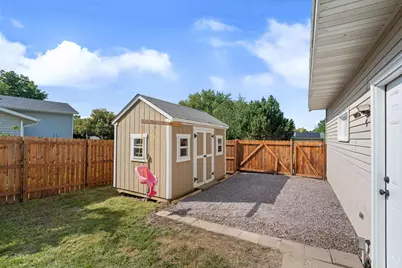 1939 Greenwood Drive NE, Owatonna, MN 55060 - Photo 45