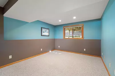 1939 Greenwood Drive NE, Owatonna, MN 55060 - Photo 35