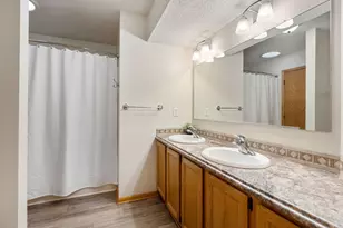 1939 Greenwood Dr NE, Owatonna, MN 55060 - Photo 21