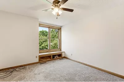 8843 Blackoaks Lane N, Maple Grove, MN 55311 - Photo 33
