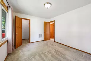 518 Devonshire Dr, Norwood Young America, MN 55397 - Photo 45
