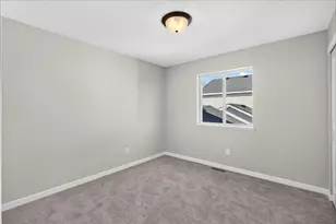 25868 Emerson Ct, Wyoming, MN 55092 - Photo 19