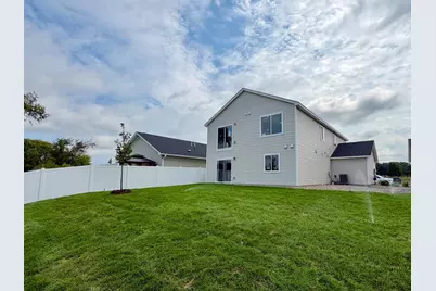 25868 Emerson Court, Wyoming, MN 55092 - Photo 23