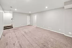 6084 Sandstone St NW, Rochester, MN 55901 - Photo 27
