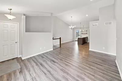 6084 Sandstone Street NW, Rochester, MN 55901 - Photo 9